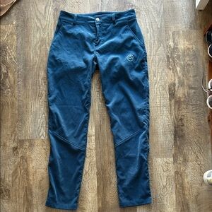 Women’s La Sportiva Casual Pants